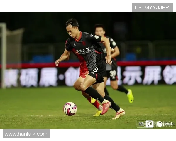 成都羽毛球队强势领跑联赛积分榜目前积分高达95分引发关注